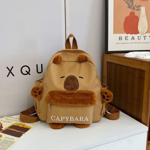 Mochila infantil de peluche Capibara